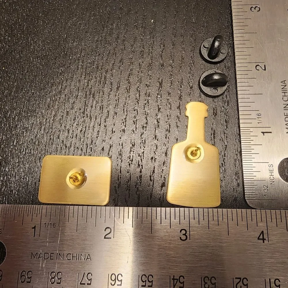TRES GENERACIONES Lapel Pins
